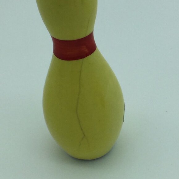 Napco Salt and Pepper Shakers Made in Japan Bowling Ball and Yellow Pin Vintage - Picture 11 of 14